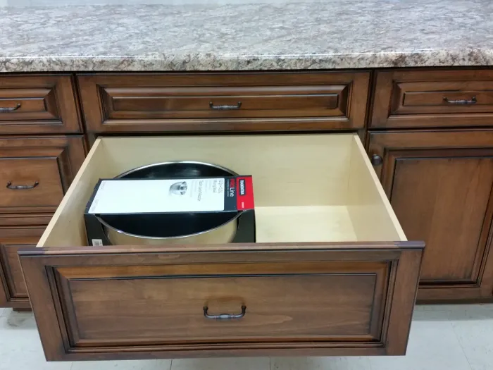 Mandina's Cabinets project photo