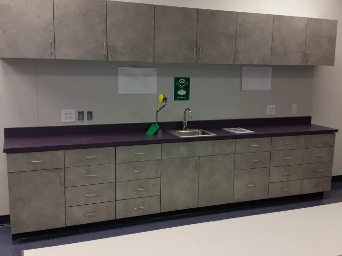 Mandina's Cabinets project photo