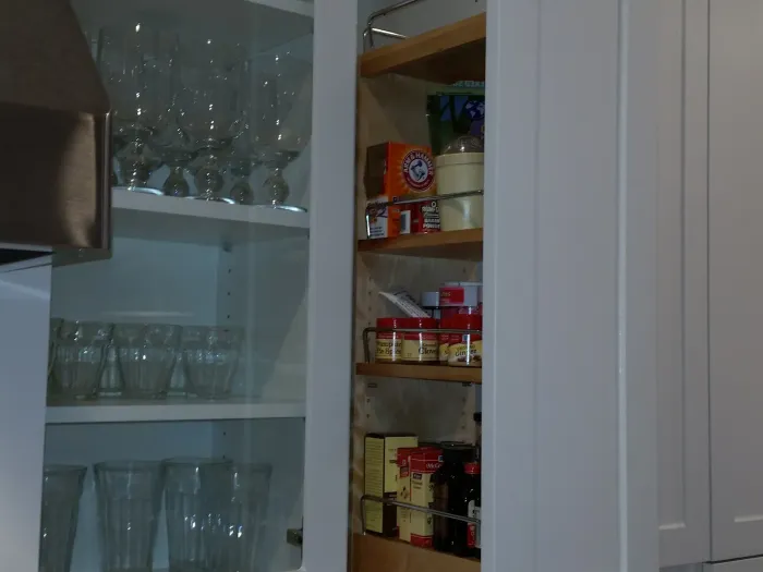 Mandina's Cabinets project photo