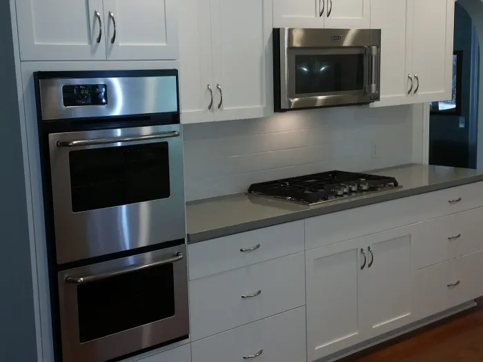 Mandina's Cabinets project photo