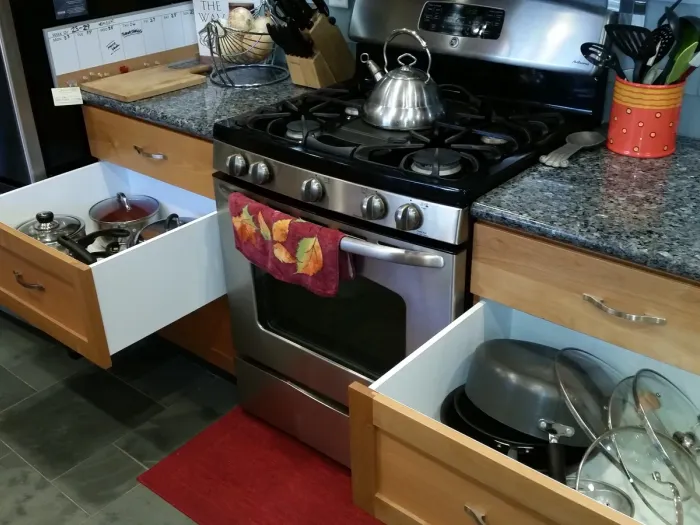 Mandina's Cabinets project photo