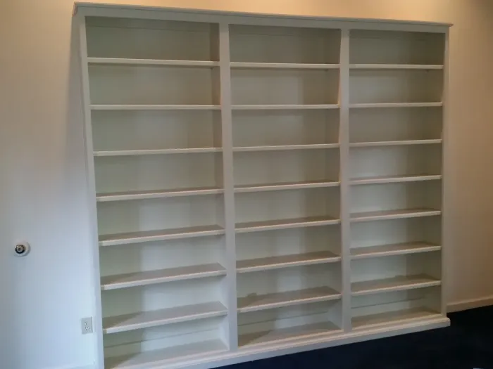 Mandina's Cabinets project photo