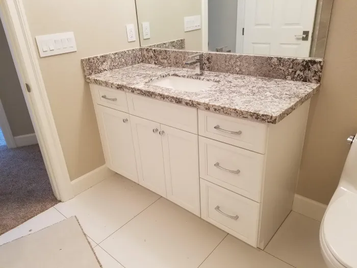 Mandina's Cabinets project photo