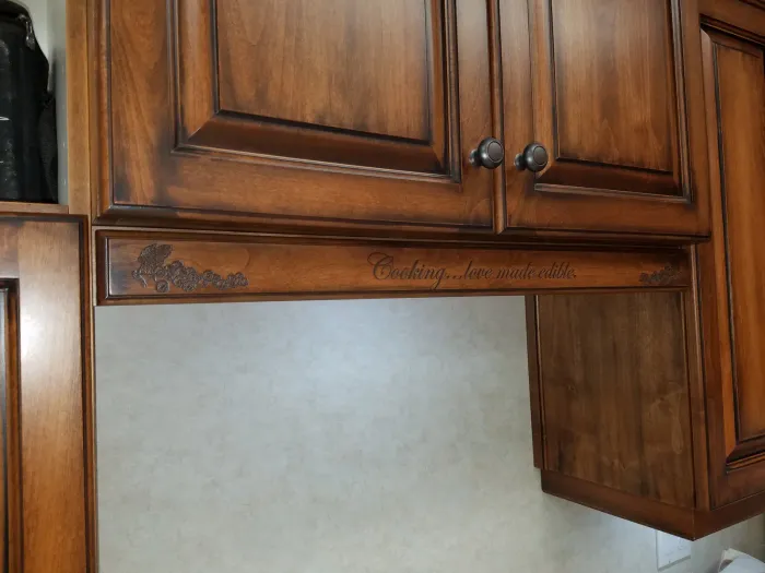 Mandina's Cabinets project photo