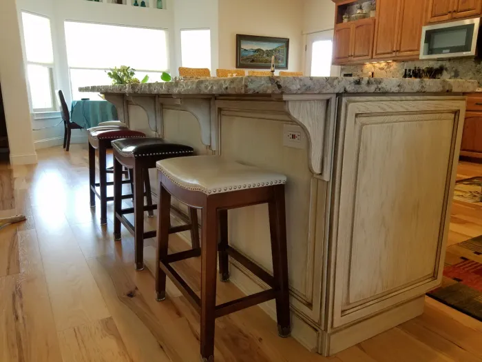 Mandina's Cabinets project photo