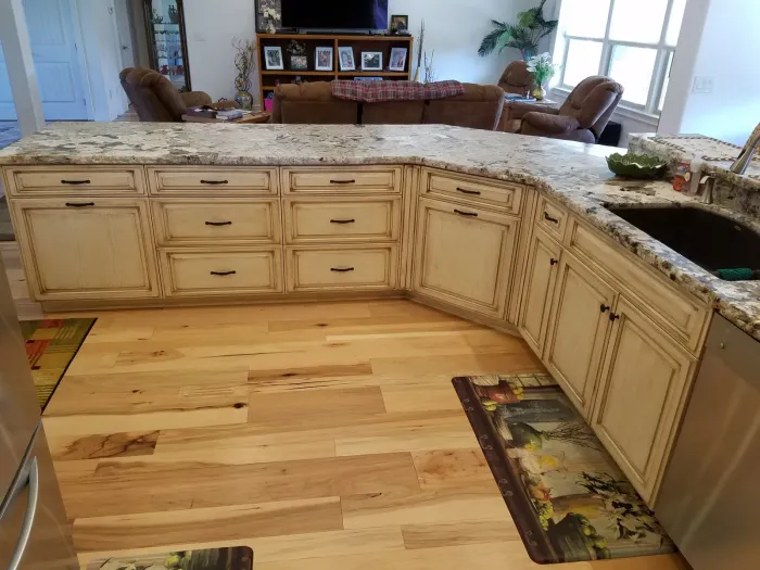 Mandina's Cabinets project photo