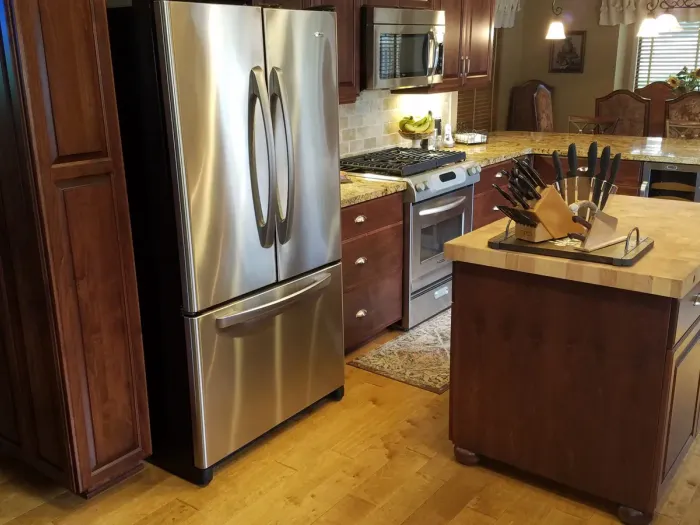 Mandina's Cabinets project photo