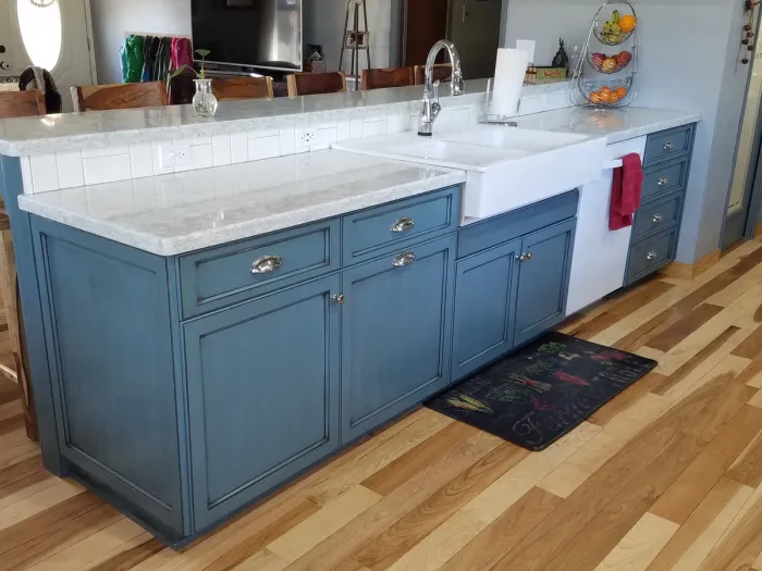 Mandina's Cabinets project photo