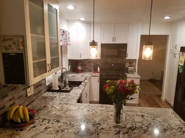 Mandina's Cabinets project photo