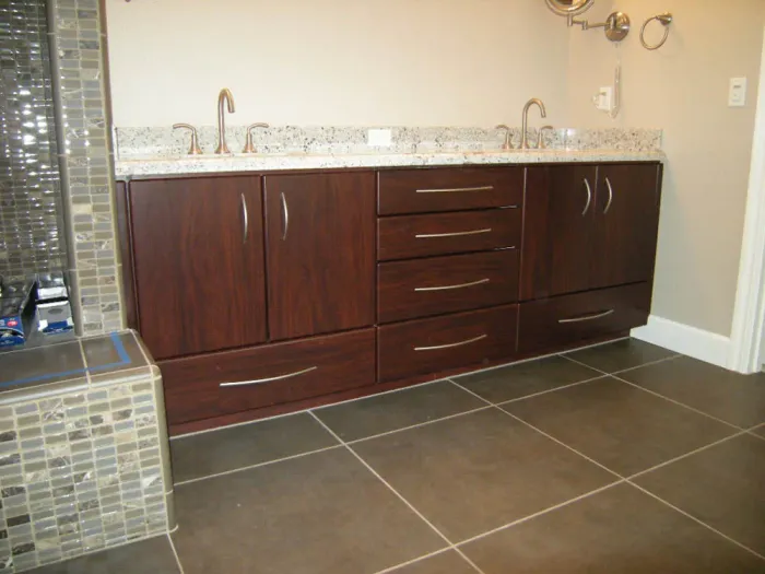 Mandina's Cabinets project photo