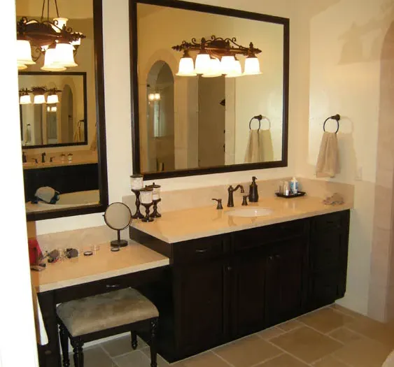 Mandina's Cabinets project photo