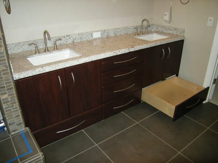 Mandina's Cabinets project photo