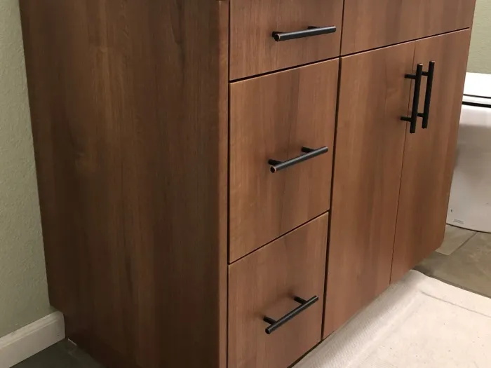 Mandina's Cabinets project photo