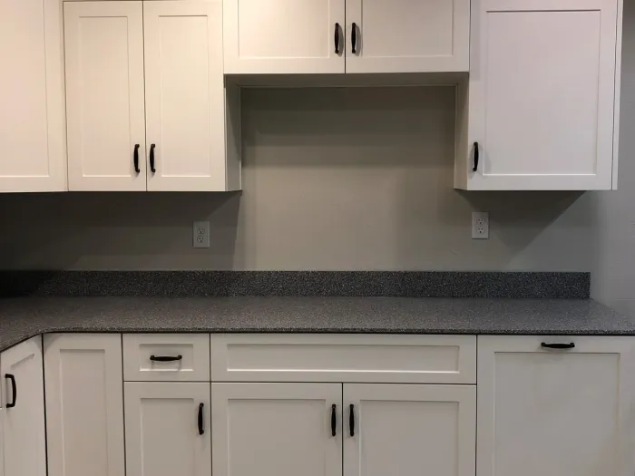 Mandina's Cabinets project photo