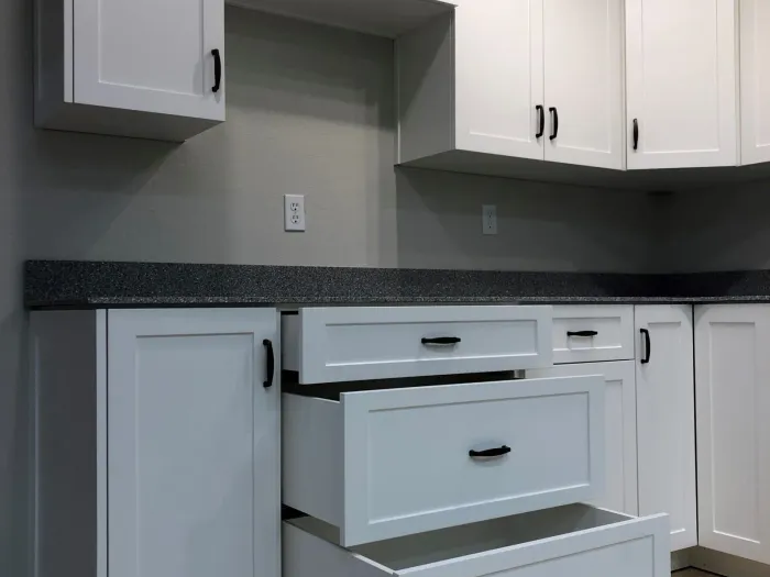 Mandina's Cabinets project photo