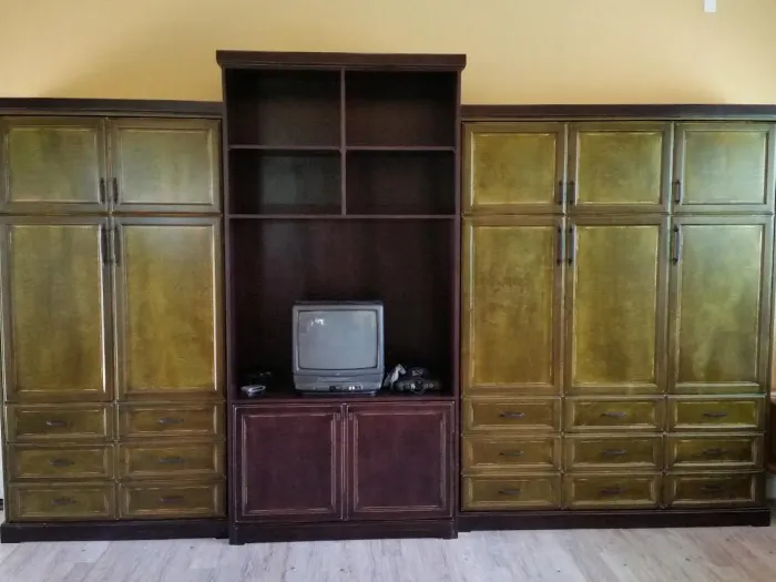 Mandina's Cabinets project photo